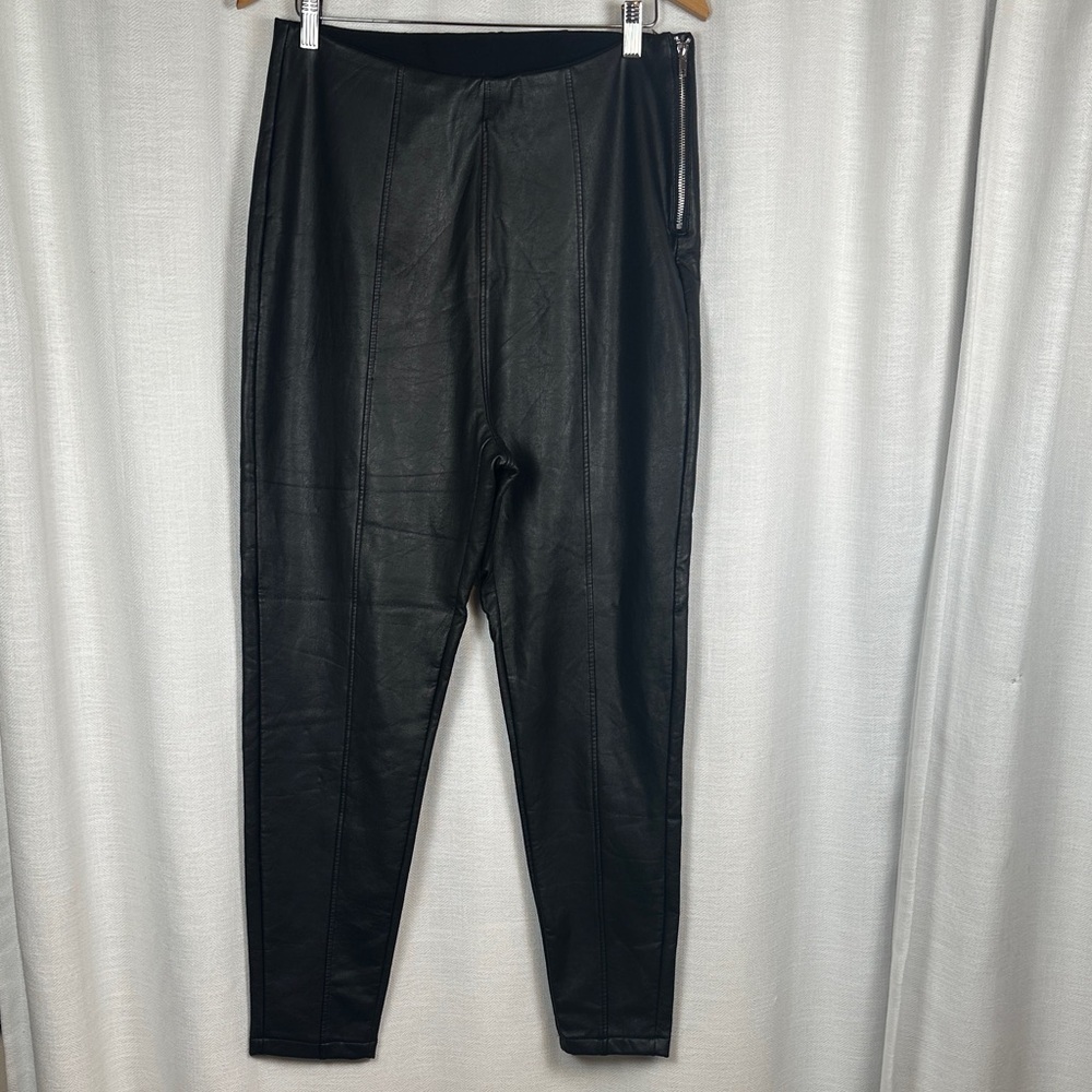 New Look Curves sz 14 Black Leather like faux Leggings leather pants - Picture 2 of 5